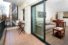 Гостиница Apartaments-Hotel Hispanos 7 Suiza  Барселона